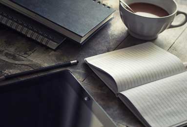 意甲那不勒斯球迷热议：我们想用德布劳内换莫德里奇，因为他才是真正的王牌球员